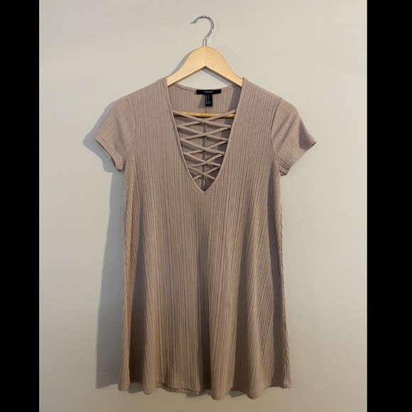 Forever 21 T-shirt dress - Picture 1 of 3